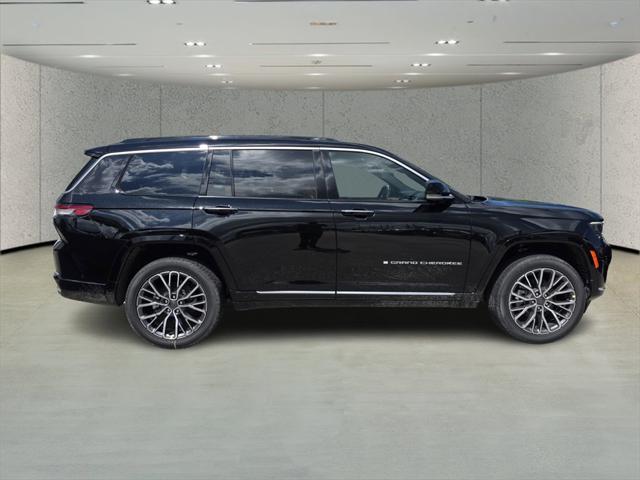 2025 Jeep Grand Cherokee GRAND CHEROKEE L SUMMIT RESERVE 4X4