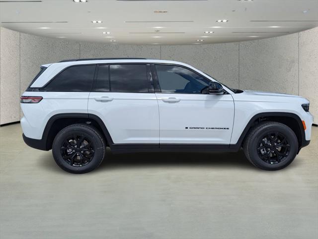 2025 Jeep Grand Cherokee GRAND CHEROKEE ALTITUDE 4X4 2025 Jeep Grand Cherokee GRAND CHEROKEE ALTITUDE 4X4