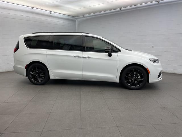 2026 Chrysler Pacifica PACIFICA LIMITED