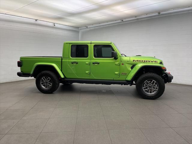 2025 Jeep Gladiator GLADIATOR MOJAVE X 4X4