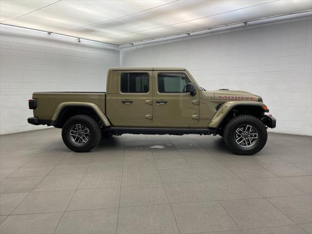 2025 Jeep Gladiator GLADIATOR MOJAVE 4X4