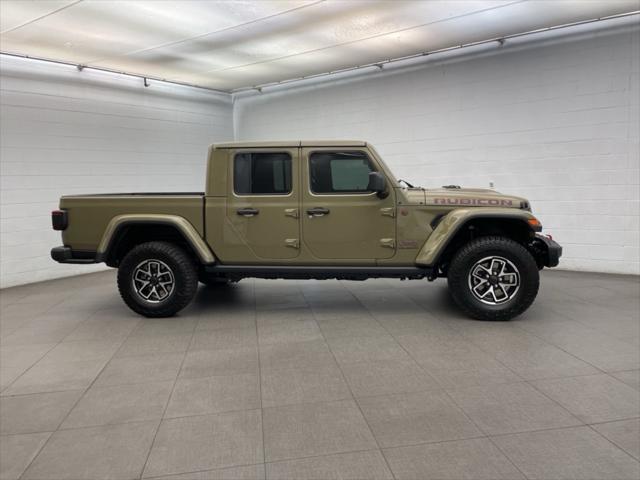 2025 Jeep Gladiator GLADIATOR RUBICON X 4X4
