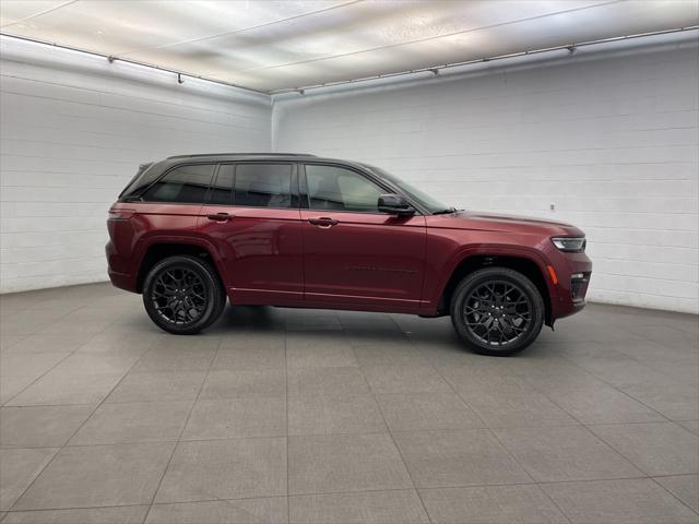 2025 Jeep Grand Cherokee GRAND CHEROKEE SUMMIT RESERVE 4X4