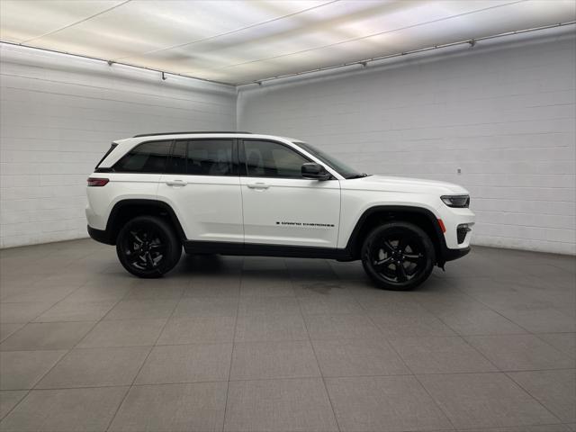 2025 Jeep Grand Cherokee GRAND CHEROKEE LIMITED 4X2
