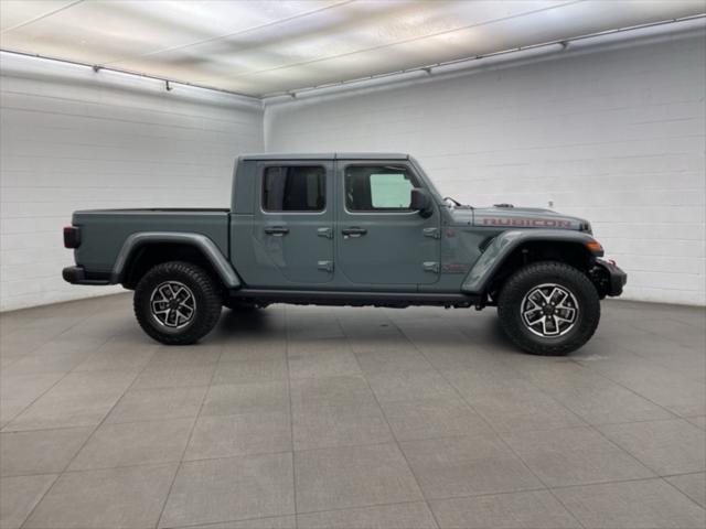 2025 Jeep Gladiator GLADIATOR RUBICON X 4X4