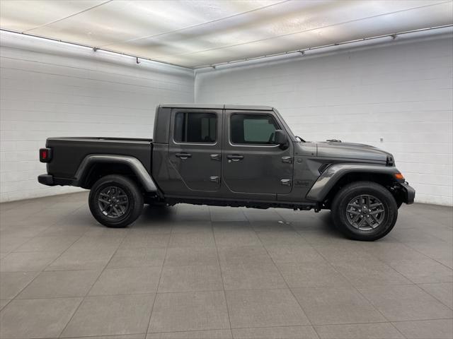 2025 Jeep Gladiator GLADIATOR SPORT S 4X4 2025 Jeep Gladiator GLADIATOR SPORT S 4X4