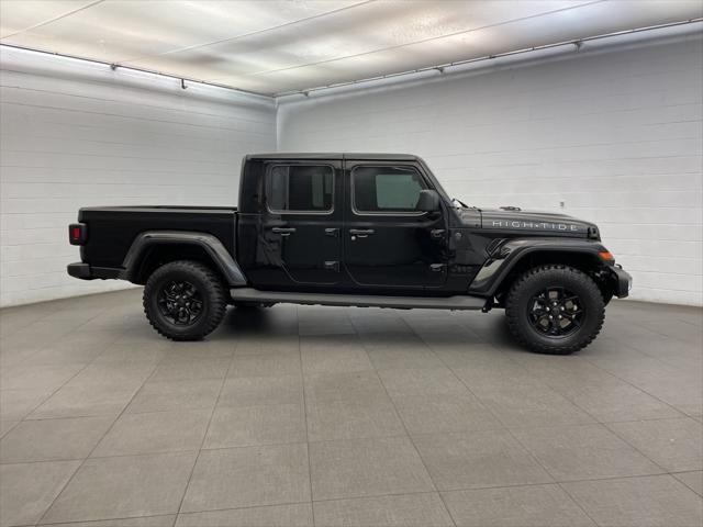 2025 Jeep Gladiator GLADIATOR HIGH TIDE 4X4