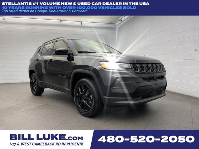 2025 Jeep Compass COMPASS LATITUDE 4X4