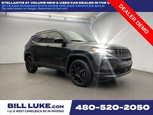 2025 Jeep Compass COMPASS LATITUDE 4X4