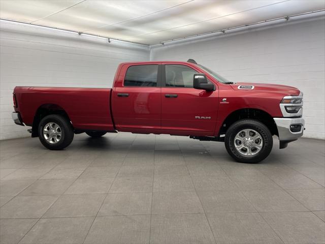 2025 RAM Ram 3500 RAM 3500 BIG HORN CREW CAB 4X4 8 BOX