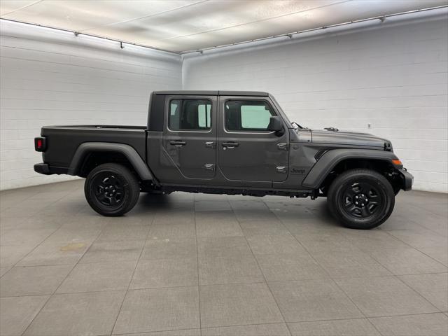 2025 Jeep Gladiator GLADIATOR SPORT 4X4