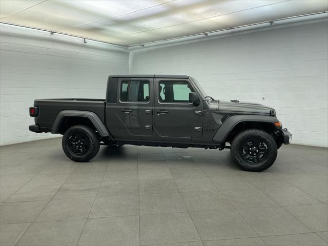 2025 Jeep Gladiator GLADIATOR SPORT 4X4