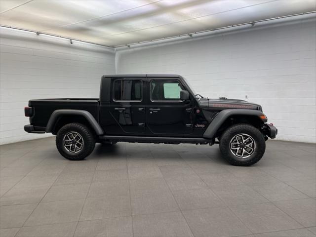2025 Jeep Gladiator GLADIATOR RUBICON X 4X4