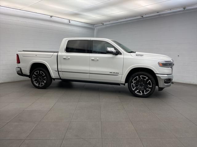 2025 RAM Ram 1500 RAM 1500 LIMITED CREW CAB 4X4 57 BOX