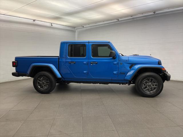 2025 Jeep Gladiator GLADIATOR SPORT S 4X4