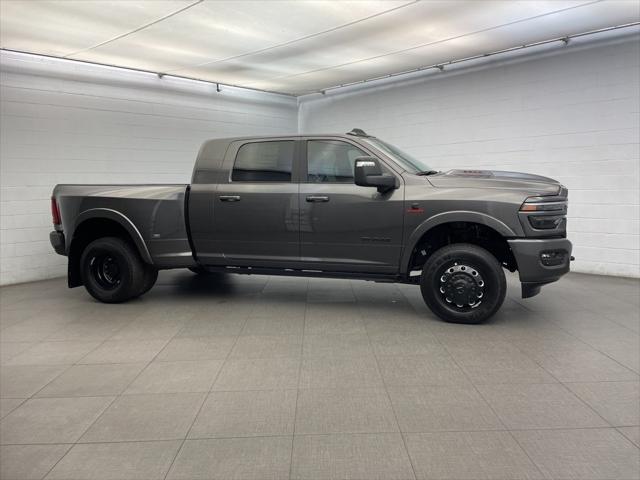 2026 RAM Ram 3500 RAM 3500 LIMITED MEGA CAB 4X4 64 BOX 2026 RAM Ram 3500 RAM 3500 LIMITED MEGA CAB 4X4 64 BOX