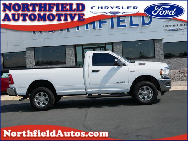 2022 RAM 3500 Big Horn Regular Cab 4x4 8 Box