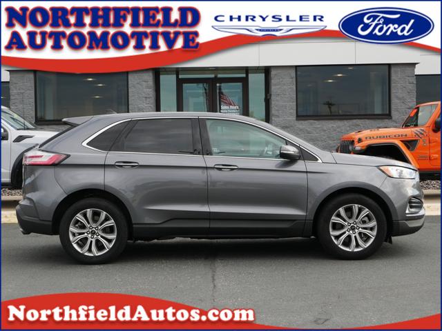 2024 Ford Edge Titanium
