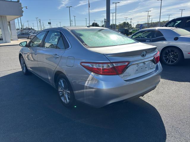 2016 Toyota Camry Hybrid SE 2016 Toyota Camry Hybrid SE