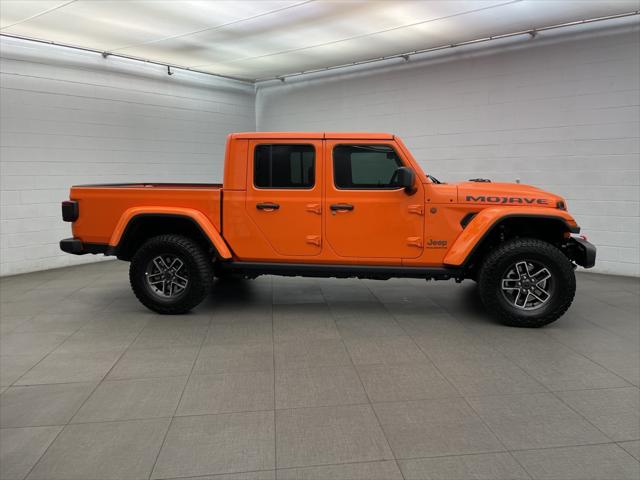 2025 Jeep Gladiator GLADIATOR MOJAVE 4X4