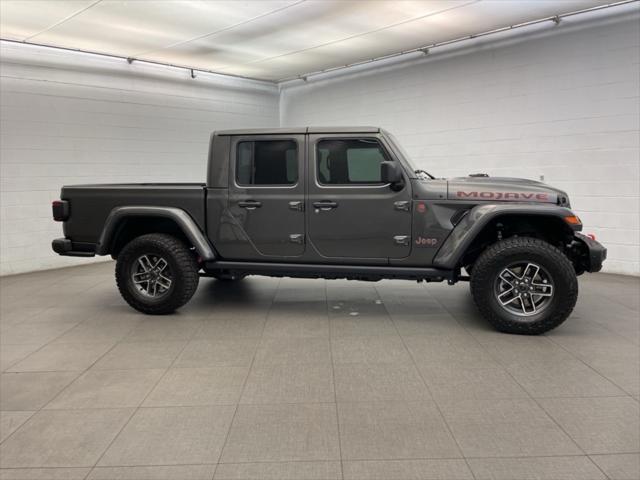 2025 Jeep Gladiator GLADIATOR MOJAVE X 4X4