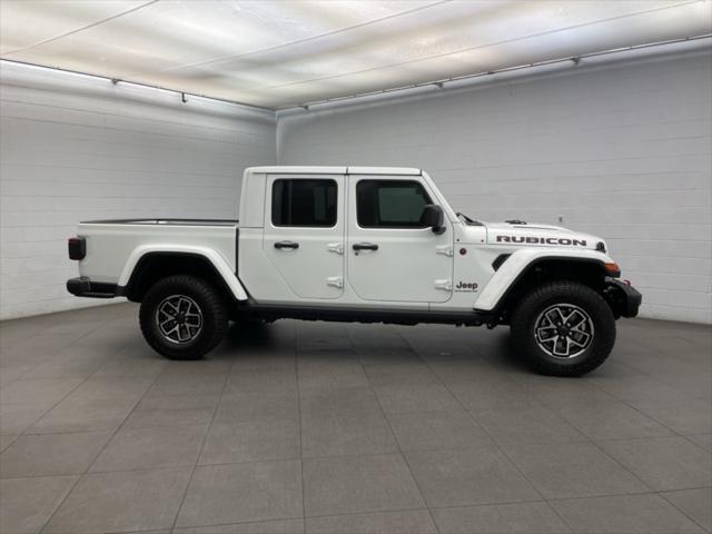 2025 Jeep Gladiator GLADIATOR RUBICON X 4X4