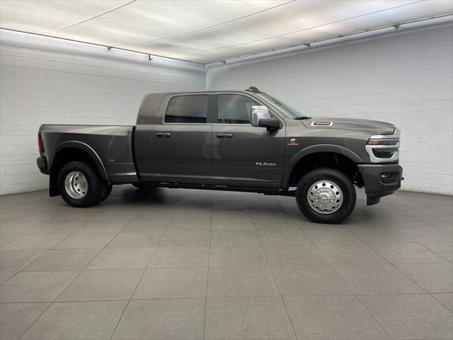 2026 RAM Ram 3500 RAM 3500 LIMITED LONGHORN MEGA CAB 4X4 64 BOX 2026 RAM Ram 3500 RAM 3500 LIMITED LONGHORN MEGA CAB 4X4 64 BOX