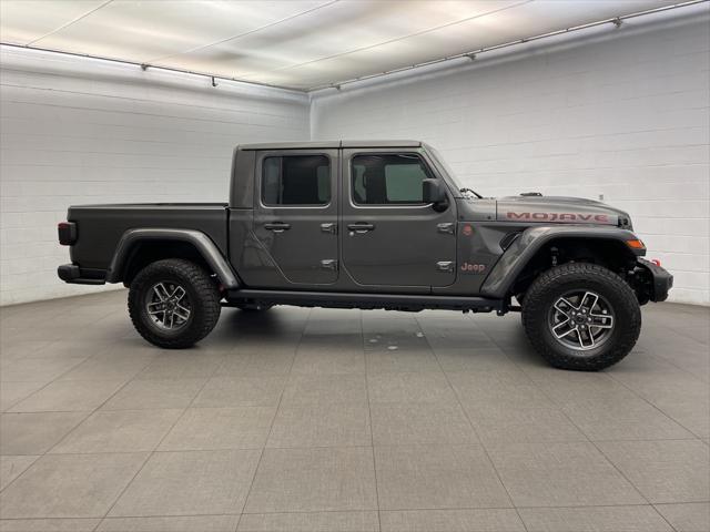 2025 Jeep Gladiator GLADIATOR MOJAVE X 4X4