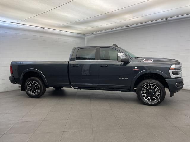 2026 RAM Ram 3500 RAM 3500 LIMITED LONGHORN CREW CAB 4X4 8 BOX 2026 RAM Ram 3500 RAM 3500 LIMITED LONGHORN CREW CAB 4X4 8 BOX