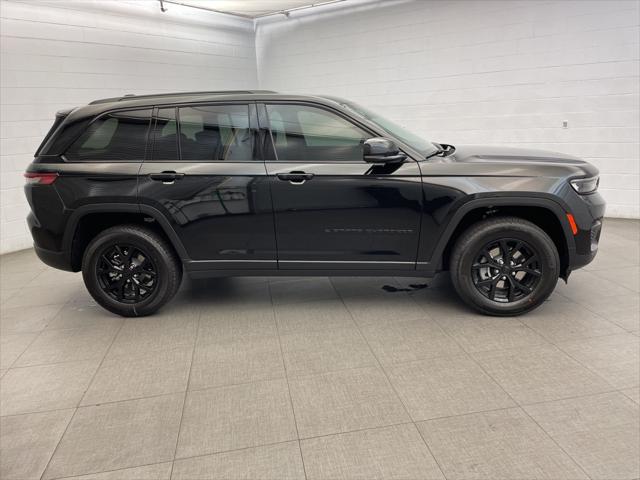 2025 Jeep Grand Cherokee GRAND CHEROKEE ALTITUDE X 4X4 2025 Jeep Grand Cherokee GRAND CHEROKEE ALTITUDE X 4X4