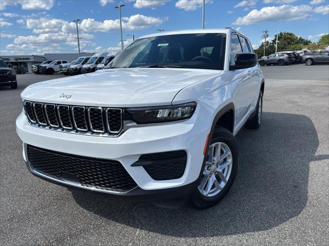 2025 Jeep Grand Cherokee GRAND CHEROKEE LAREDO X 4X4
