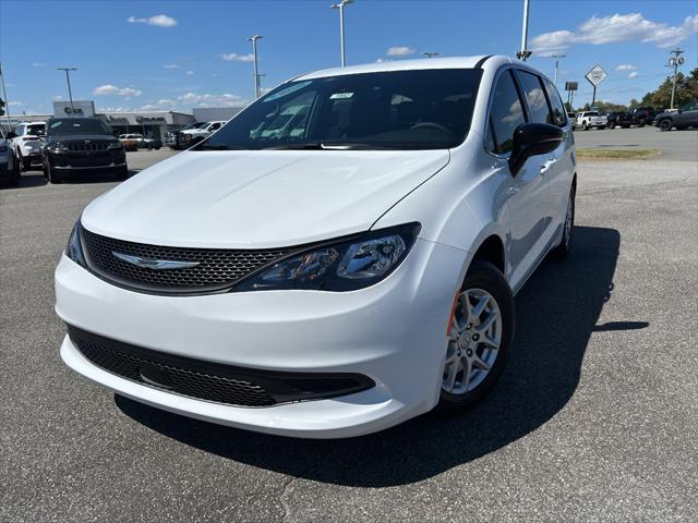 2026 Chrysler Voyager VOYAGER LX