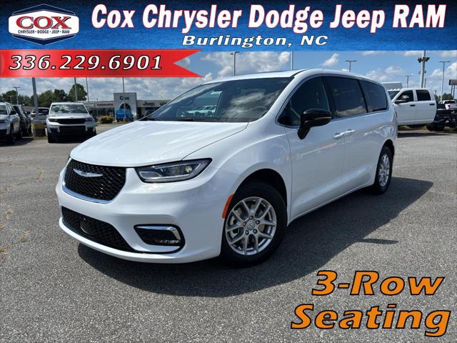 2025 Chrysler Pacifica PACIFICA SELECT
