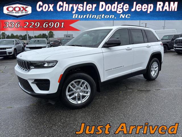 2025 Jeep Grand Cherokee GRAND CHEROKEE LAREDO X 4X4