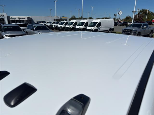 2026 RAM Ram 5500 Chassis Cab RAM 5500 TRADESMAN CHASSIS CREW CAB 4X4 84 CA 2026 RAM Ram 5500 Chassis Cab RAM 5500 TRADESMAN CHASSIS CREW CAB 4X4 84 CA