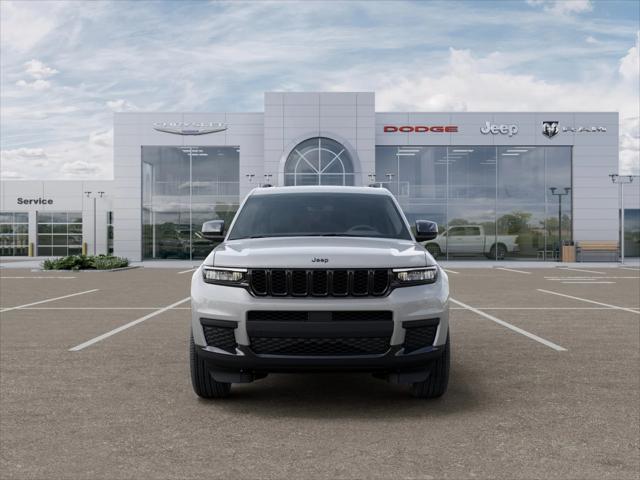 New 2025 Silver Zynith Exterior Paint Jeep Altitude X image 41
