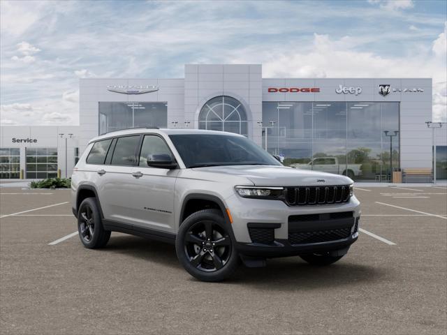 New 2025 Silver Zynith Exterior Paint Jeep Altitude X image 45