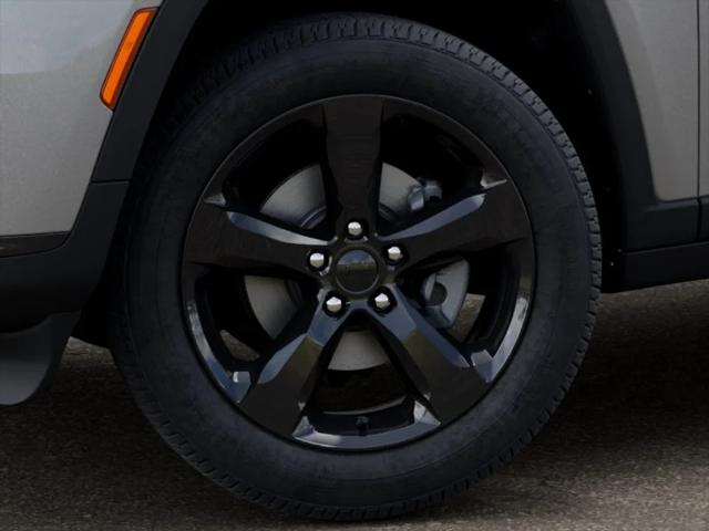 New 2025 Silver Zynith Exterior Paint Jeep Altitude X image 53