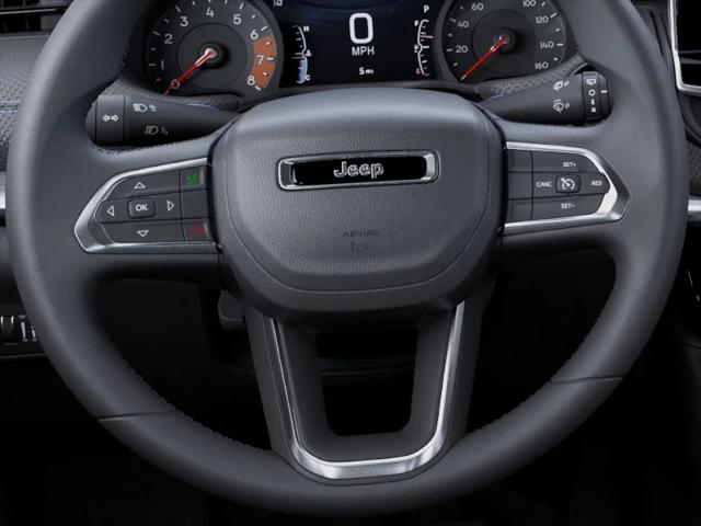New 2026 Hydro Blue Pearl-Coat Exterior Paint Jeep Latitude image 59