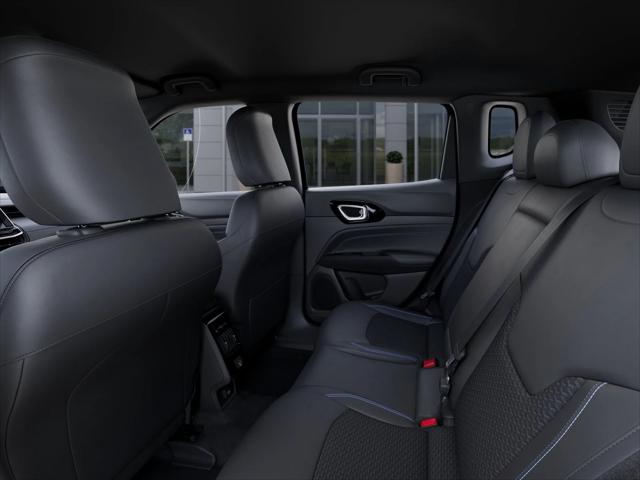 New 2026 Hydro Blue Pearl-Coat Exterior Paint Jeep Latitude image 65