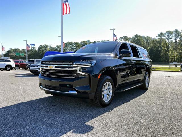 2023 Chevrolet Suburban 2WD LT