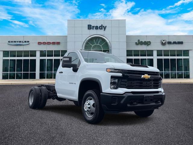 2024 Chevrolet Silverado 3500HD Chassis Work Truck 2024 Chevrolet Silverado 3500HD Chassis Work Truck