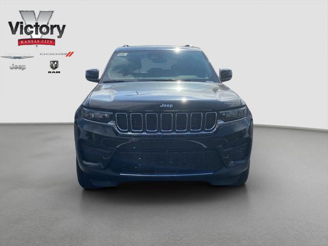 2025 Jeep Grand Cherokee GRAND CHEROKEE LAREDO X 4X4 2025 Jeep Grand Cherokee GRAND CHEROKEE LAREDO X 4X4