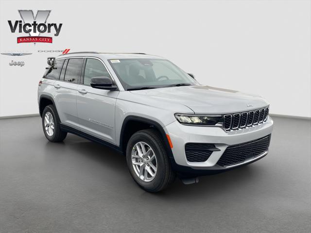 2025 Jeep Grand Cherokee GRAND CHEROKEE LAREDO X 4X4 2025 Jeep Grand Cherokee GRAND CHEROKEE LAREDO X 4X4