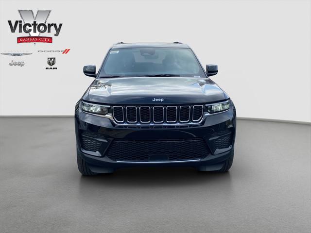 2025 Jeep Grand Cherokee GRAND CHEROKEE LAREDO X 4X4 2025 Jeep Grand Cherokee GRAND CHEROKEE LAREDO X 4X4