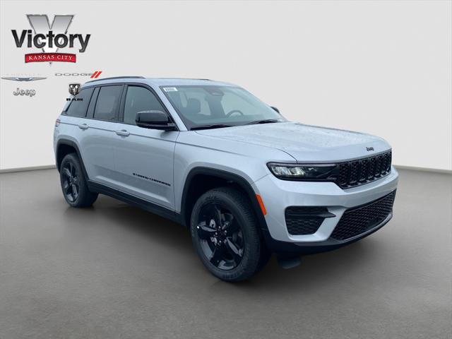 2025 Jeep Grand Cherokee GRAND CHEROKEE ALTITUDE 4X4 2025 Jeep Grand Cherokee GRAND CHEROKEE ALTITUDE 4X4