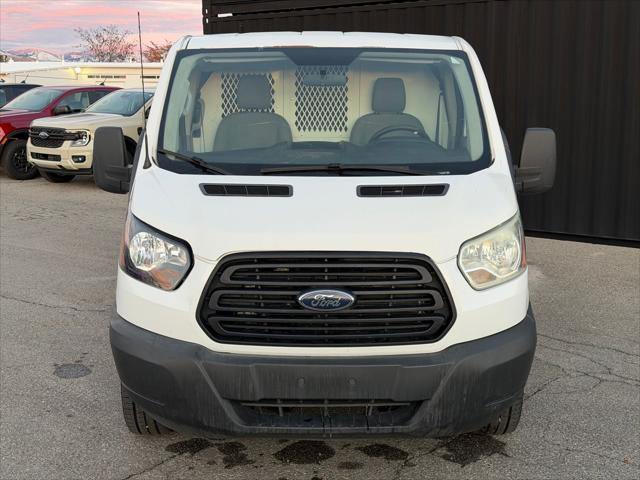 2015 Ford Transit-250 Base