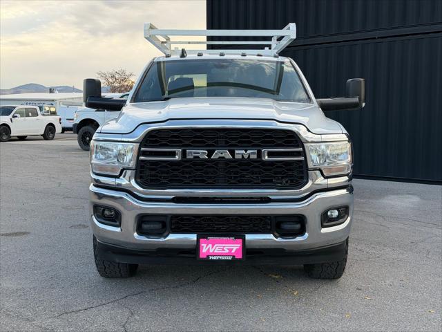 2022 RAM 3500 Chassis Tradesman/SLT/Laramie/Limited