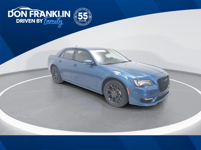 2023 Chrysler 300 Touring L
