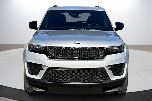 2024 Jeep Grand Cherokee Altitude 4x4 2024 Jeep Grand Cherokee Altitude 4x4